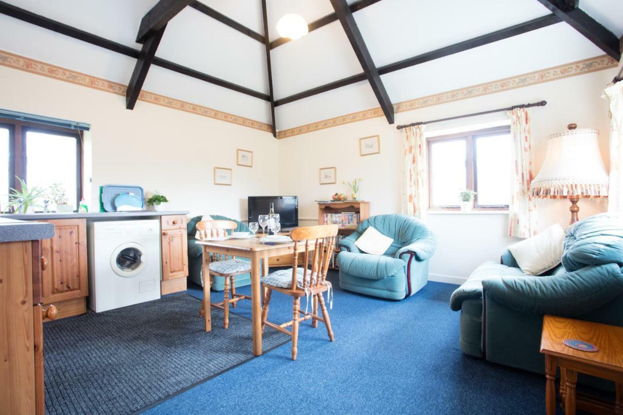 Sharlands Farm Holiday Cottages บู๊ด ภายนอก รูปภาพ